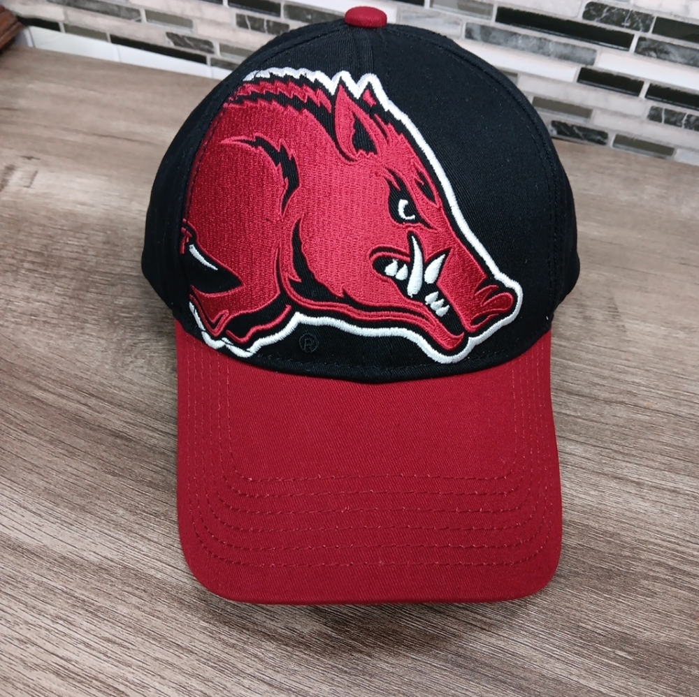 Razor Backs Arkansas 90's College Snap Back Logo Embroidery Sports Vintage Fan